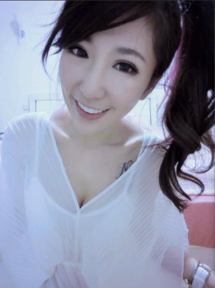 台湾女神贝拉alleys全系列合集:Swag风格cheng+ren+shi+pin热卖中!