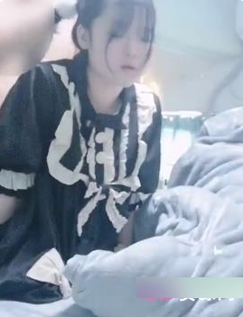 绝对诱惑:久妖大神与jimmybiiig的双马尾与眼镜娘