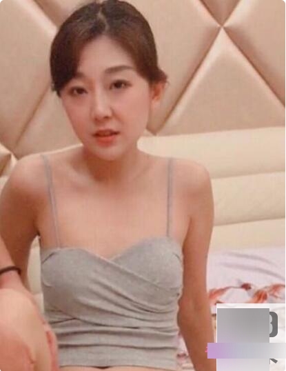 魅力无限!沉浸在酱mikic的胖子粉丝视频的诱惑世界