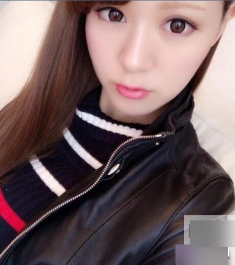 《立花瑠莉牛仔裤系列:破洞风情,尽情释放!》