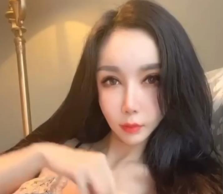 秀人网陈怡曼诱惑剧情5V1.4G