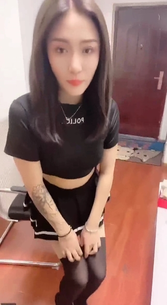 美女御姐小语合集8V9GB百度云