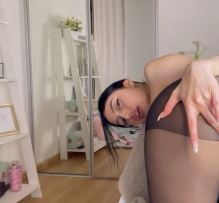 粉嫩女神Ruth_le的欧美风格在OnlyFans上展现