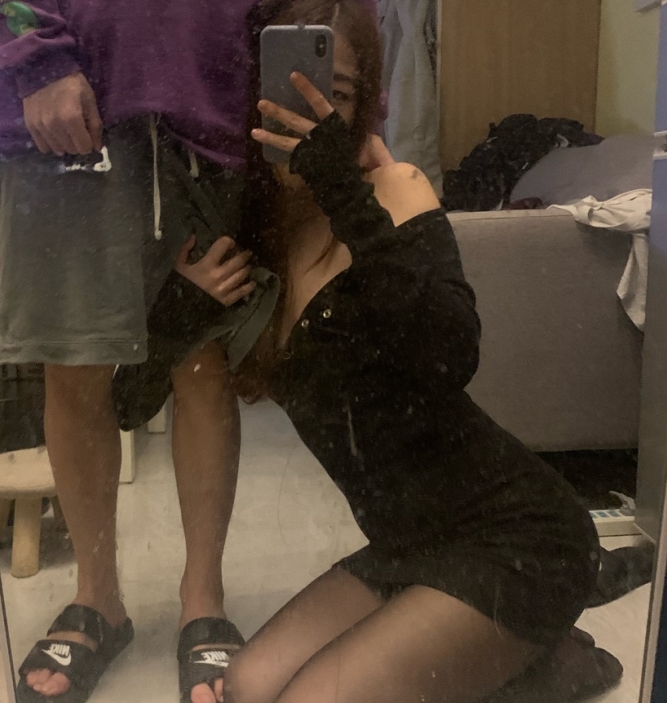 标题露脸美女与同事在C酒店完美开房,百度盘分享细节在C酒店,美女与同事反差明显地开房,完美的经历还被拍下来,现在分享在百度盘上。