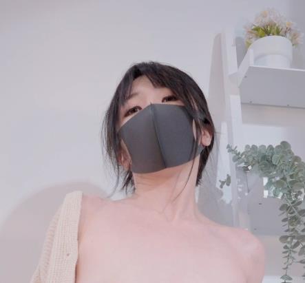 商品香港娃娃紫薇妈裙短片，1V/132M