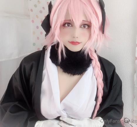 只有日本伪娘coserMomo的小合集