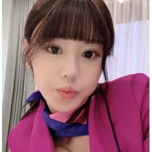 网红模特朱可儿精选的大罩杯空姐套装