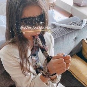 S级身材反差女神Wisteriawon三人游表里不一心跳