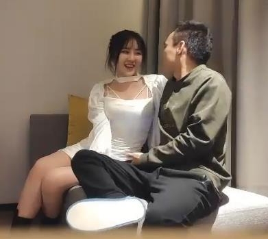步宾探花精选:高颜值长相甜美的大奈白裙妹子打粑粑1V-258M