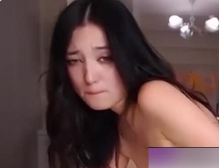 超诱混血美女剥皮用力吃的1部商品