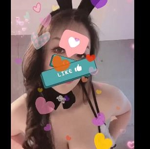 OnlyFans:风韵犹存的大罩杯熟女yoshika的付费私拍解锁,白皙肌肤,性感臀部,100v高清,3.6g视频