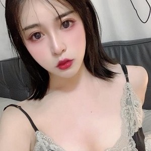 精选玉足TS妍熙:美脚、性感身材、迷人笑容、粉丝、疯狂追捧