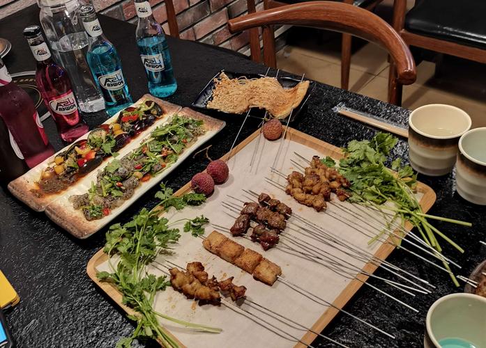 玩转美味烧烤：学做家庭日常三餐的主菜美味烧烤料理