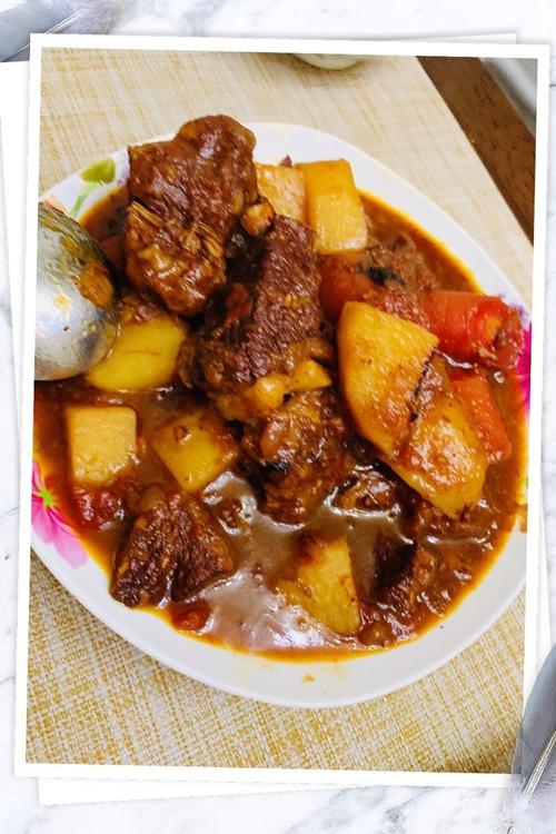 陈绪荣大师教做菜:农家小炒肉、香辣肉丝、大豆炖排骨、花生炖猪蹄、红酒炖牛腩、香煎牛排、红焖羊肉、贵妃鸡、怪味鸡丝、麻香酥鸭