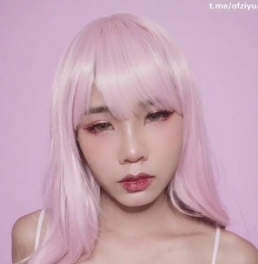 独家福利只有在onlyfans才能看到的嫩妹私房照!赶紧来体验吧!