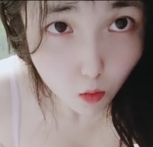 《EricaHand合集:216P高清画质,20V震撼体验,2.82G超大容量,让你欲罢不能!》