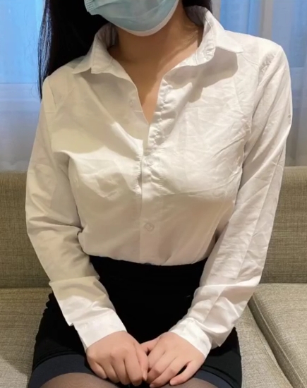 限时独家推特博主妻子kyara_sss大合集!福利爆棚,V领28G诱惑无限!