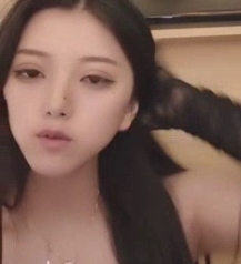 网红女神表演奶球悄悄话合集,限时121G高清下载!