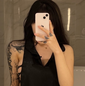 《高能预警！精选长腿女神monter，视图曝光，限时免费下载，快来百度盘！》