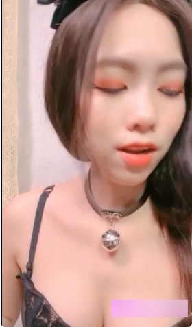 “舒适柔软的棉质拖鞋，为您带来绝佳的脚部享受！”