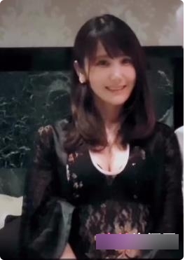 “兔子先生，第一次见面，让你的衣服也脱下来！”
