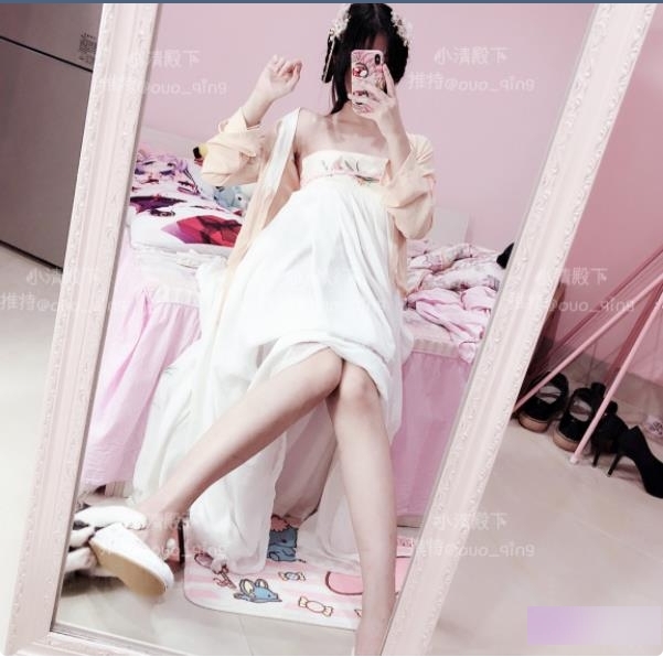 《虎牙新晋人气妹子主播Cosplay系列，古典美人浮力姬小清殿下散播视频合集》