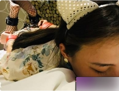瑜伽女神林依婷的精彩作品合集，助你成为瑜伽达人！