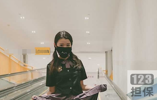 小猫妖瑜伽:柔韧性写真图和视频展示夜道行淄婧海边展示和人前背后的家庭主妇瑜伽动作夏末狂奔:隐秘的角落和鞋店展示的心跳瑜伽拍摄团队:挣钱的twitter瑜伽