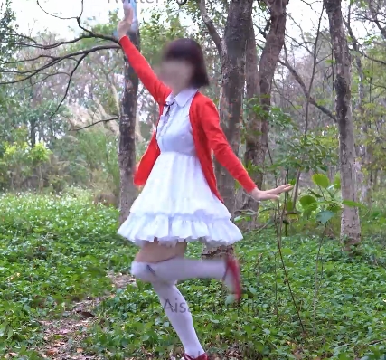 COS剑三妹子作品合集:迫击炮、灰色长裙、丝质袜子、学生服装、岛国校园、可爱玩具