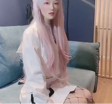 糖心美少女仙女:迷人颜值的服装和表情白发美少女仙女:拥有白发的迷人美少女仙女网红勤快服装:备受关注的勤快网红的时尚服装热酒:热气腾腾的美味酒品