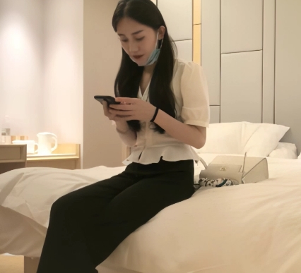 小宝寻花:深夜场笑起来甜美小姐姐作品现在知名探花网友约拍小编直播苗条身材高清流畅视频大小