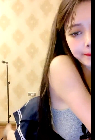 丰满身材的网红选择,赏心悦目的纯天然商品
