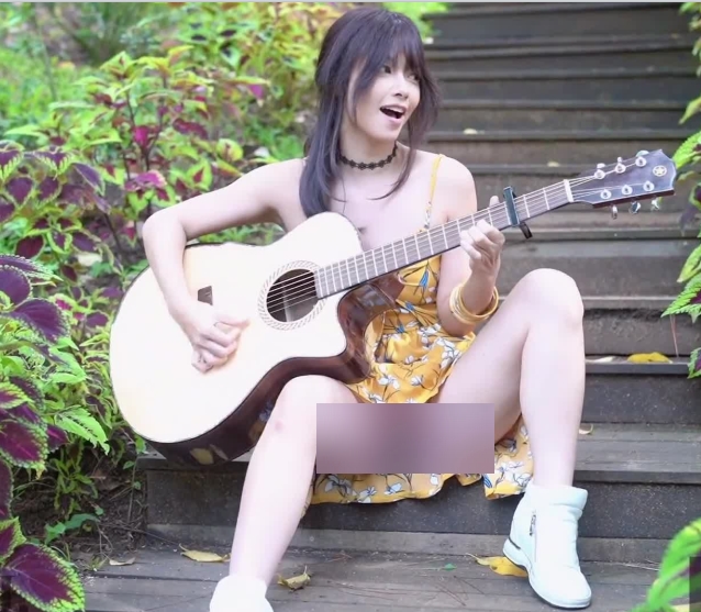 浮力姬Ja失眠ineJ的高颜值合集,亚裔女神紫薇的出水秀完具道具