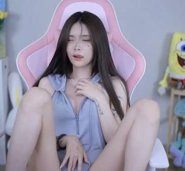售卖资源的金提莫:WE大舅子与前妻的故事,女团成员的颜值与身材成为粉丝入手的理由
