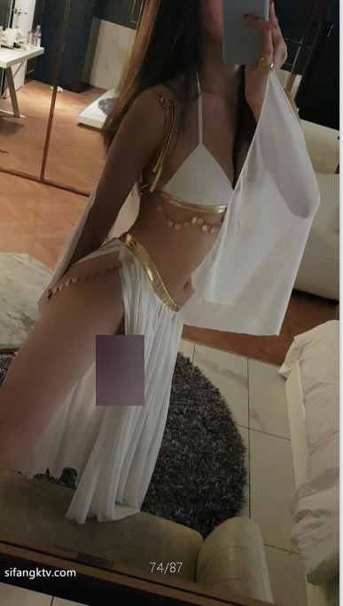 赵汝珍的仙女美颜整容产品,让直男们也能拥有美腿和伪声软妹音