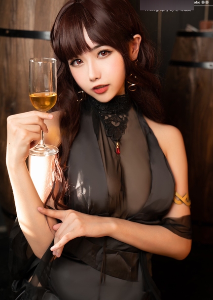 Momoko葵葵的二次元COS女主漫画,尺度大,前车大灯效果,D规模18R,超多布料43套,总共7.4G