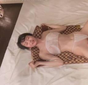 邻家小姐姐的身材与颜值资源，让你享受专业按摩师的满油保养手法