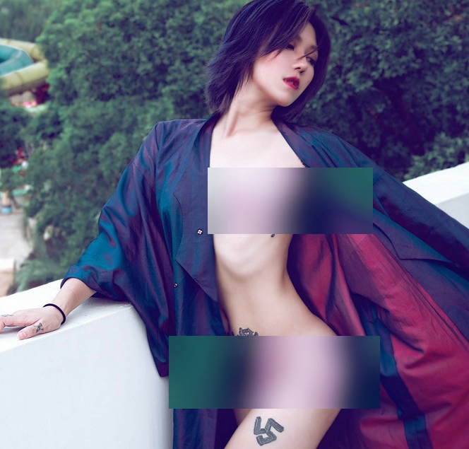浮力姬:妖娆成熟的女性魅力展现舌尖上的那地方:令人垂涎欲滴的美味佳肴御姐风合集:清秀风情的模特作品集后背疼中带爽:舒缓疲劳的男士专用按摩器资源