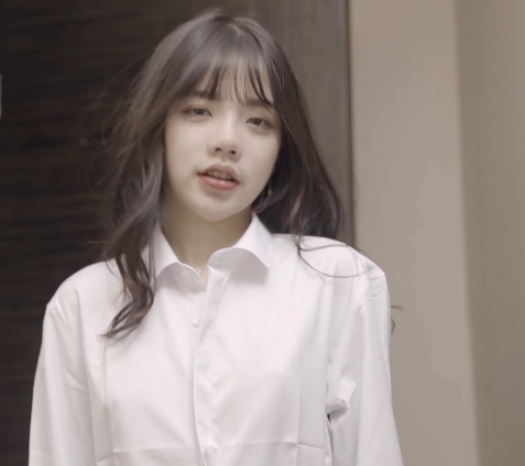 潘甜甜的绅士绝版三部曲:百度云水果传媒当家花旦女星顶流人物浮力姬