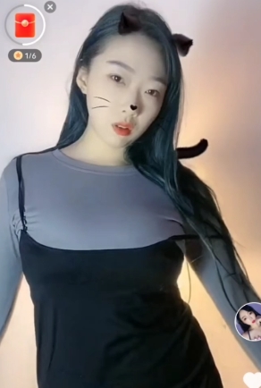 火辣网红妹子舞蹈视频:逆天身材小仙女快手巨R