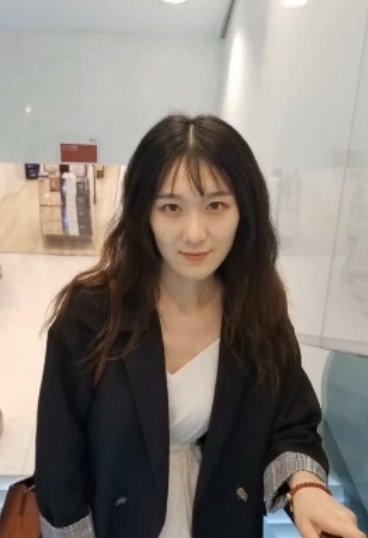 校花与渣男的热恋,自拍视频曝光,豪华包房中的报复喝骂,剪辑合照和床照深入交流,撩人定婚仪式,开放录像。