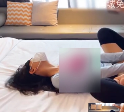美腿气质女神的诱惑双女视频,168CM身高展示一字马姿势,1V高清视频,1.24G容量,百度盘分享