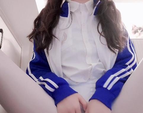 安奈嫩妹白丝