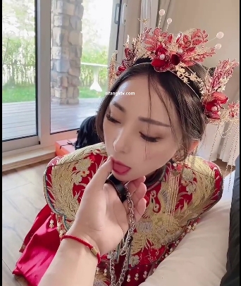 商品转载搬运胖臀小乖乖女兔兔高价秀禾vip群私拍8V5P273MB百度盘