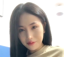 纹身美女居家互动转载搬运百度盘:精美纹身图案分享,与朋友一起在家互动,轻松转载搬运,百度盘下载更方便