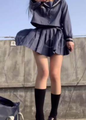 小贝贝的上海女学生日常解压