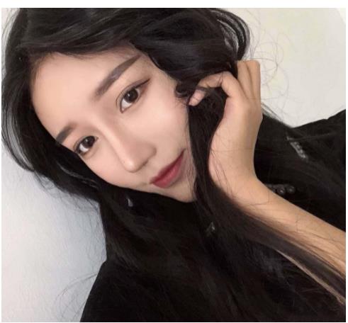 完具娜美的最新作品：美少女