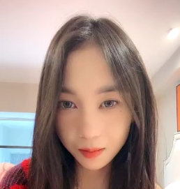 高颜值娜子月月嗷直播刀刃呀自行打包手机游戏下载
