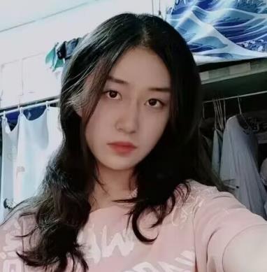北京女神宋敏琪的顶级床上表现,绝对是一位令人心动的伪名媛。她的洁白清纯外表隐藏着她荡妇的一面。NV-768M