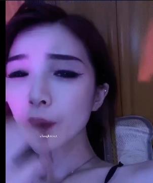 抖音网红女神小蔡登上大哥榜，引起轰动